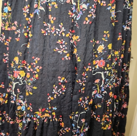 Floral Maxi Dress - Picture 8 of 12